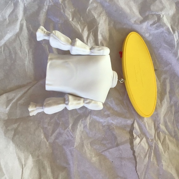 2022 HALLMARK SEINFELD PUFFY SHIRT ORNAMENT NIB - Picture 4 of 5